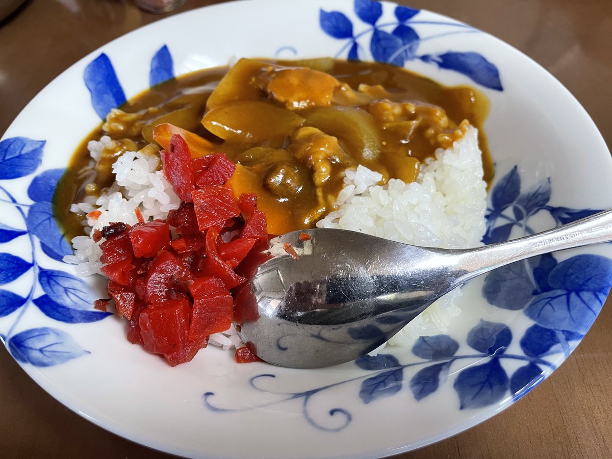 iamhiroshi's tweet photo. お昼ごはん

ソーメン &amp;  ライスカレー https://t.co/5IqzsgLkpp