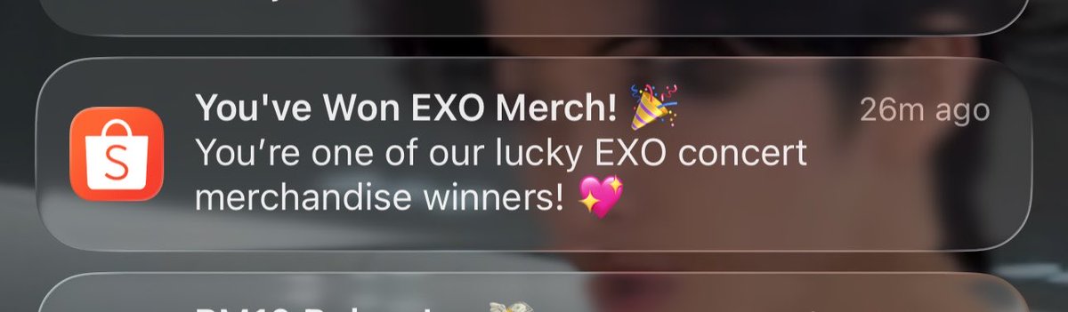 skdml_Haru's tweet photo. Tak dapat tiket exo tapi WEH?!! AKU MENANG NI PUN AKU DAH TEKEJUT WTH?!!?!!! tapii nak tiket exo 😭😭MAKK KITE NAK JUMPA ABE EXOO https://t.co/qyFVoHuYJX