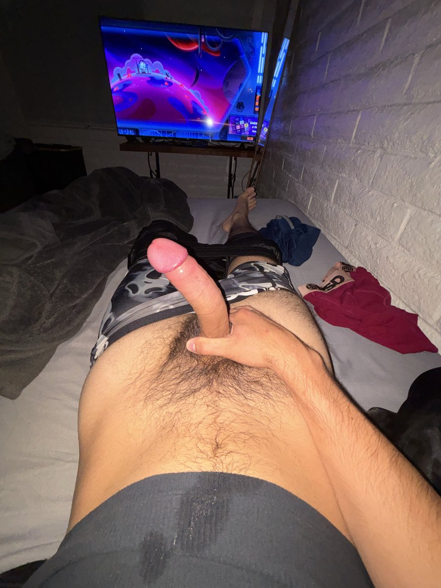 tweeteruser25's tweet photo. Goon time 😵‍💫😵‍💫

#nsfwtwt #nsfwtwtًً  #NSFW #solo #latino #chudai https://t.co/RjgXGJGp10