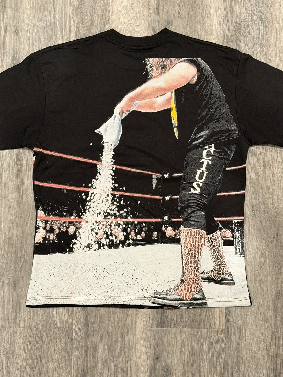 SurgeCudi's tweet photo. @kamvandam @LLcoldkicks So many of us waited 3+months and Cactus Tee didnt even come out how you advertised. I would’ve waited longer if the quality was better. Random blue streak, cutoff head, and the tacks look like black dots?! 

I hope you make it right for the people that supported in the start https://t.co/f5AC1Ji45F
