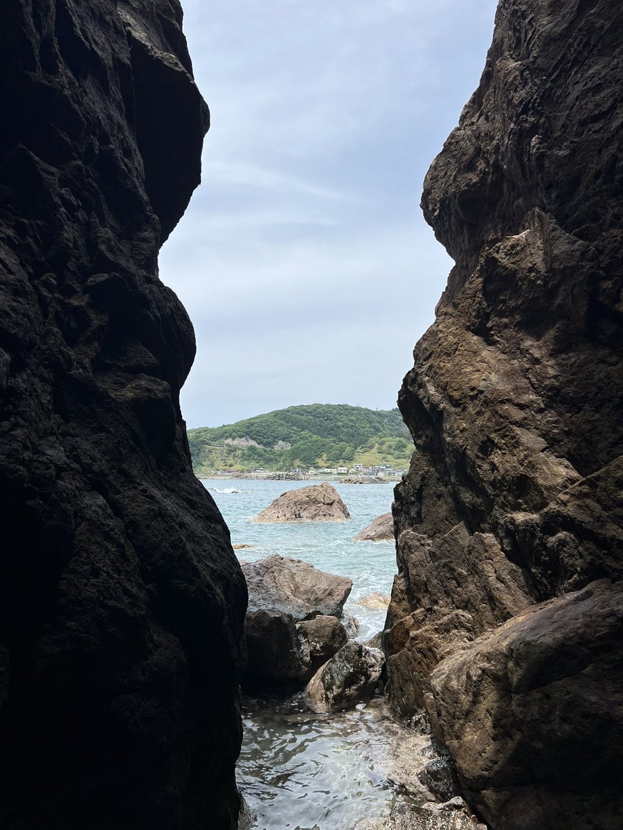 fukusewerage's tweet photo. 男鹿半島はジオパーク認定を受けているぐらいに自然が充実していました👹
JR男鹿駅・道の駅おが近くを中心に新しい飲食店やお宿も増えていて、今アツい観光エリアかも https://t.co/ZfyHLojWOT