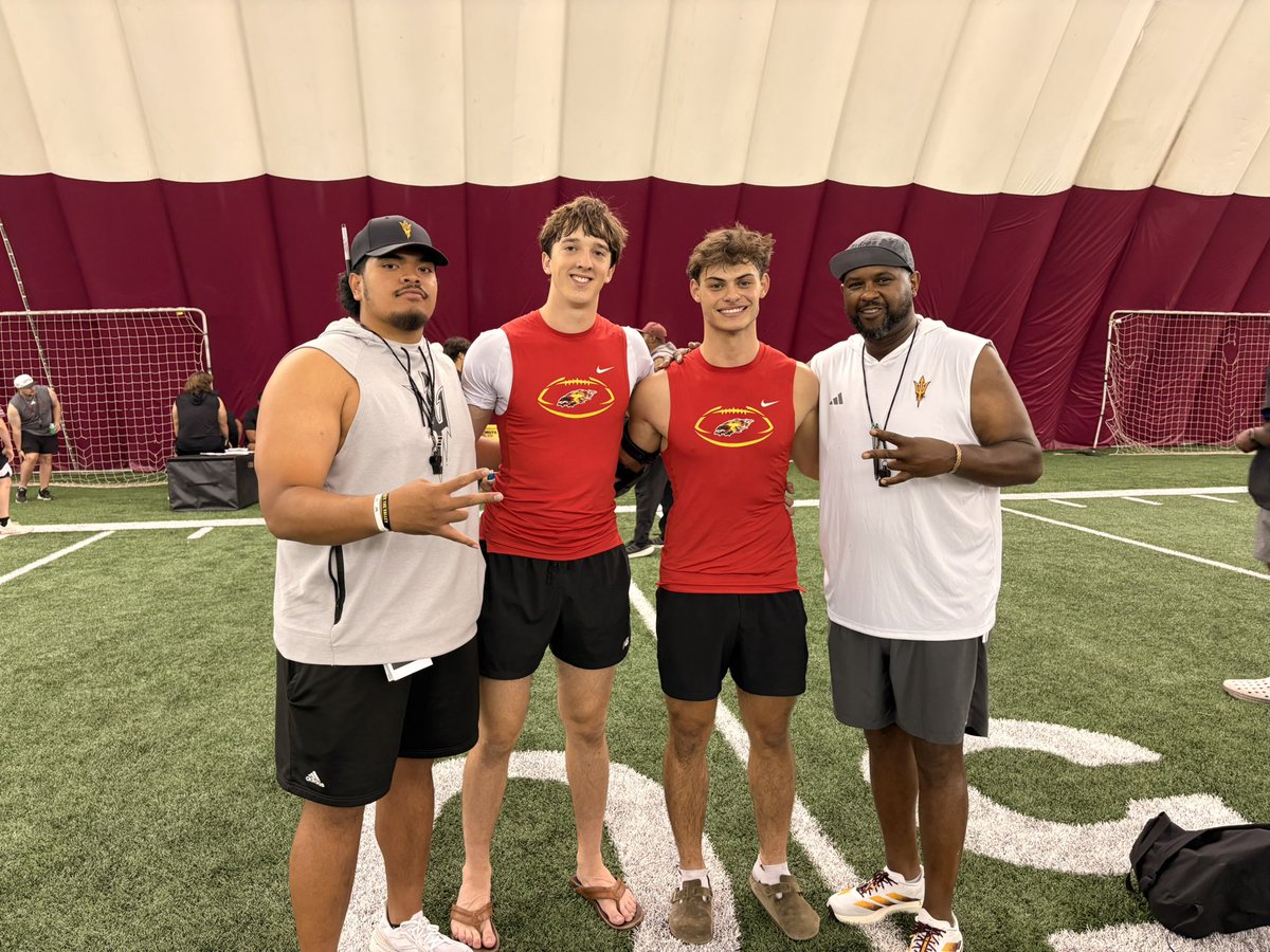 ZevryWalker's tweet photo. Big thanks to Coach @VinceAmey and @FautanuLeif from @ASUFootball for the coaching points and feedback tonight at the competition! Really appreciate you taking the time to help me improve.. Fired up to keep grinding! 🔥 #ASUFootball #SunDevils https://t.co/1FOFVfM6MR