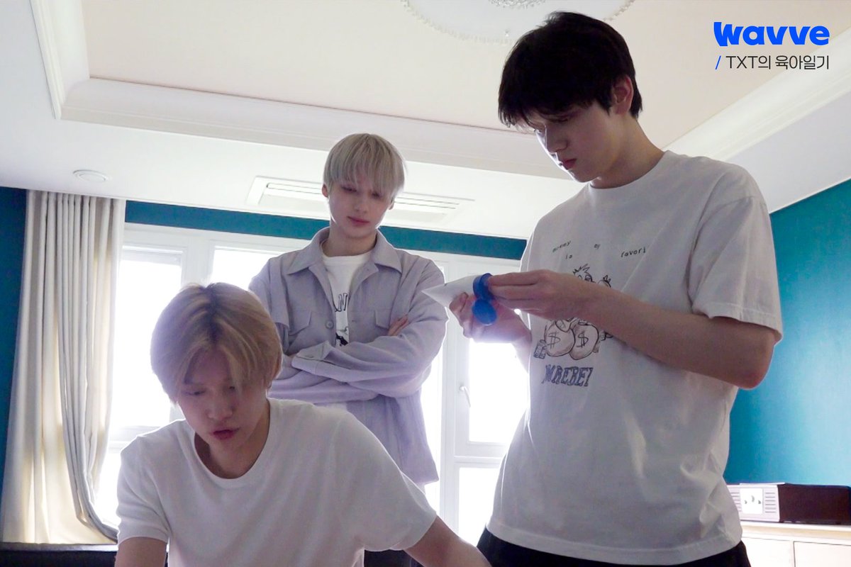 soobin_lover2's tweet photo. Soobin nya keliatan hamil banget di sini 🥰 https://t.co/08CCp5xLUz