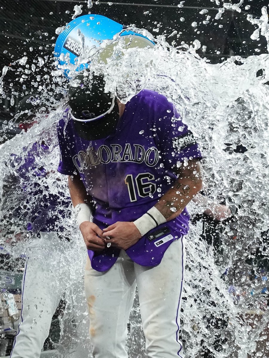 Rockies's tweet photo. Made a splash! https://t.co/r42g0zI60J