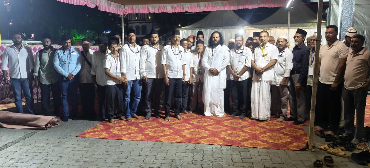 islaminind's tweet photo. At a National Seminar jointly organized by the Maulana Abul Kalam Azad Institute of Asian Studies (Ministry of Culture, Govt. of India) and the Sai Sanjeevani Trust held at the #Guruvayur Town Hall in #Kerala, the Ahmadiyya Muslim Jamat presented a significant paper titled 'Shri Ram Ji (as) — In the Islamic Perspective'.

​Maulana C.P. Sultan Naseer (Chief Editor of Sathyadoothan & Missionary, Kozhikode Chapter) delivered the presentation, emphasizing the core Quranic teaching that divine messengers have been sent to every nation to guide humanity. The paper highlighted Shri Ram (as) as Maryada Purushottam, whose life beautifully epitomized absolute justice, honesty, and monotheism.

​The event received widespread acclaim for bridging cultural divides and upholding shared human values.
​
​#InterfaithHarmony #Ahmadiyya #Peace #MutualRespect #UnityInDiversity