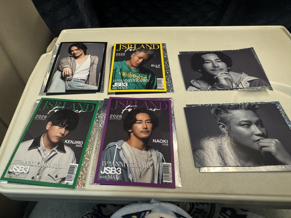 _ynkk___27's tweet photo. 三代目JSB 
JSB LAND ガチャ フォトカ

譲…岩田剛典 今市隆二 山下健二郎 ELLY 小林直己

求…登坂広臣 Ømi
（特にステッカー、アクリルチャーム、青枠トレカを探しています）

郵送での交換、またはライブ被ればその時でも可能です⭕️ https://t.co/9MOqfC850O