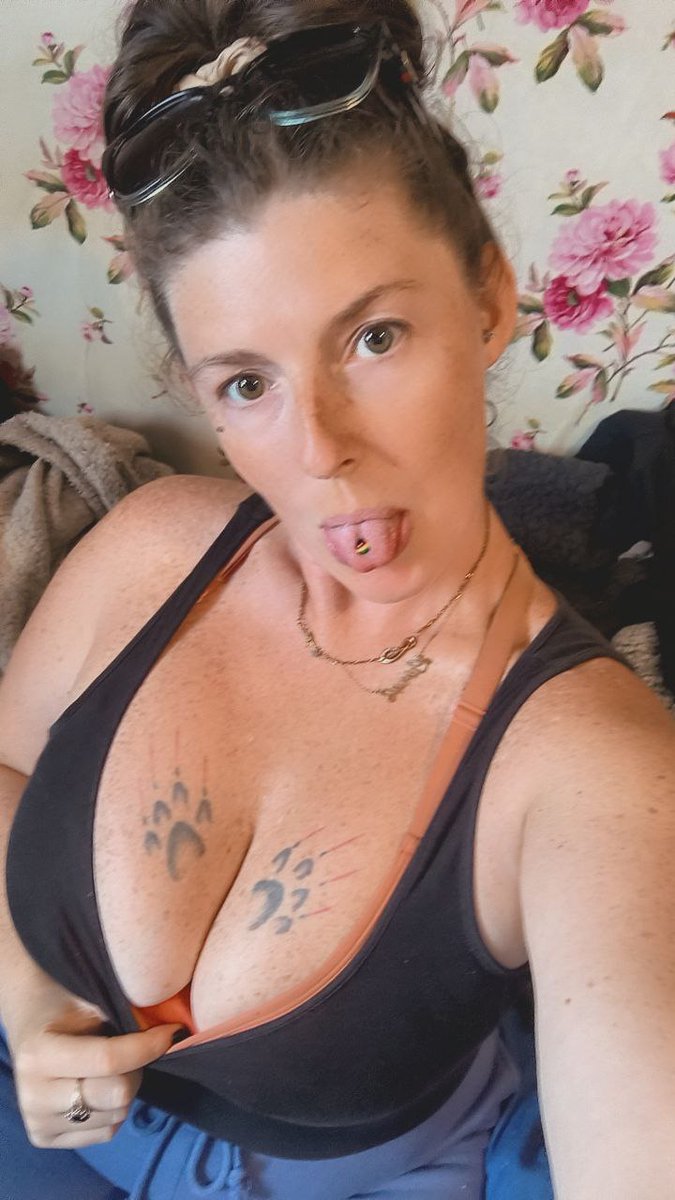 JimmyPromotes's tweet photo. Sexy MILF Paws

30% off to subscribe for the next 50 subs!!!

Do not miss out!

https://t.co/5B8svEAJ2g https://t.co/r3JWf2ey1C