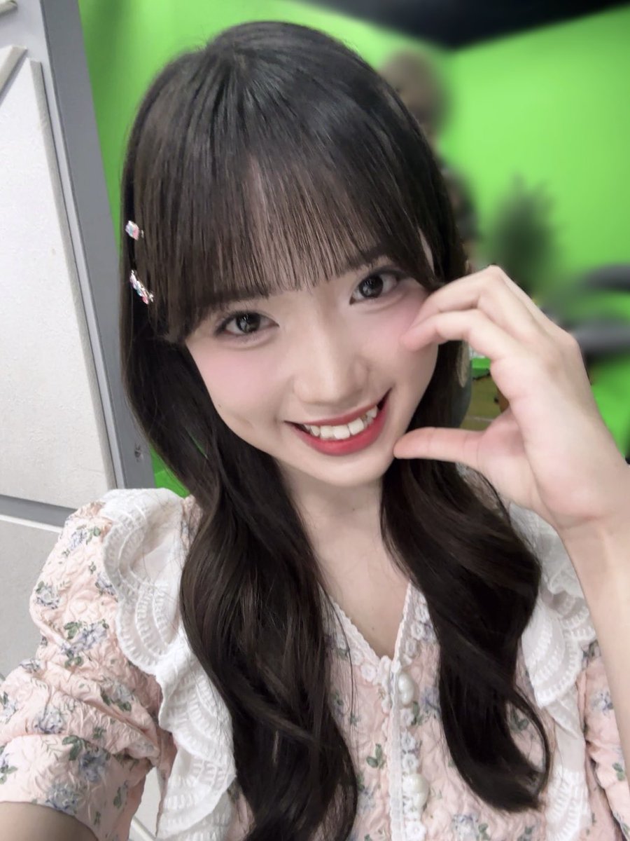 Gracie_JKT48's tweet photo. waa ternyata VC aku sdh soldout semalam, terimakasih banyak semuanya!🥹❤️ im so happy knowing that we'll be chatting a lot again this month~ thanku so much for ur love and support!

anyway, don't forget to take good care of urselves &amp; do ur best today! hope everything goes well💓 https://t.co/V5ova2iJI6