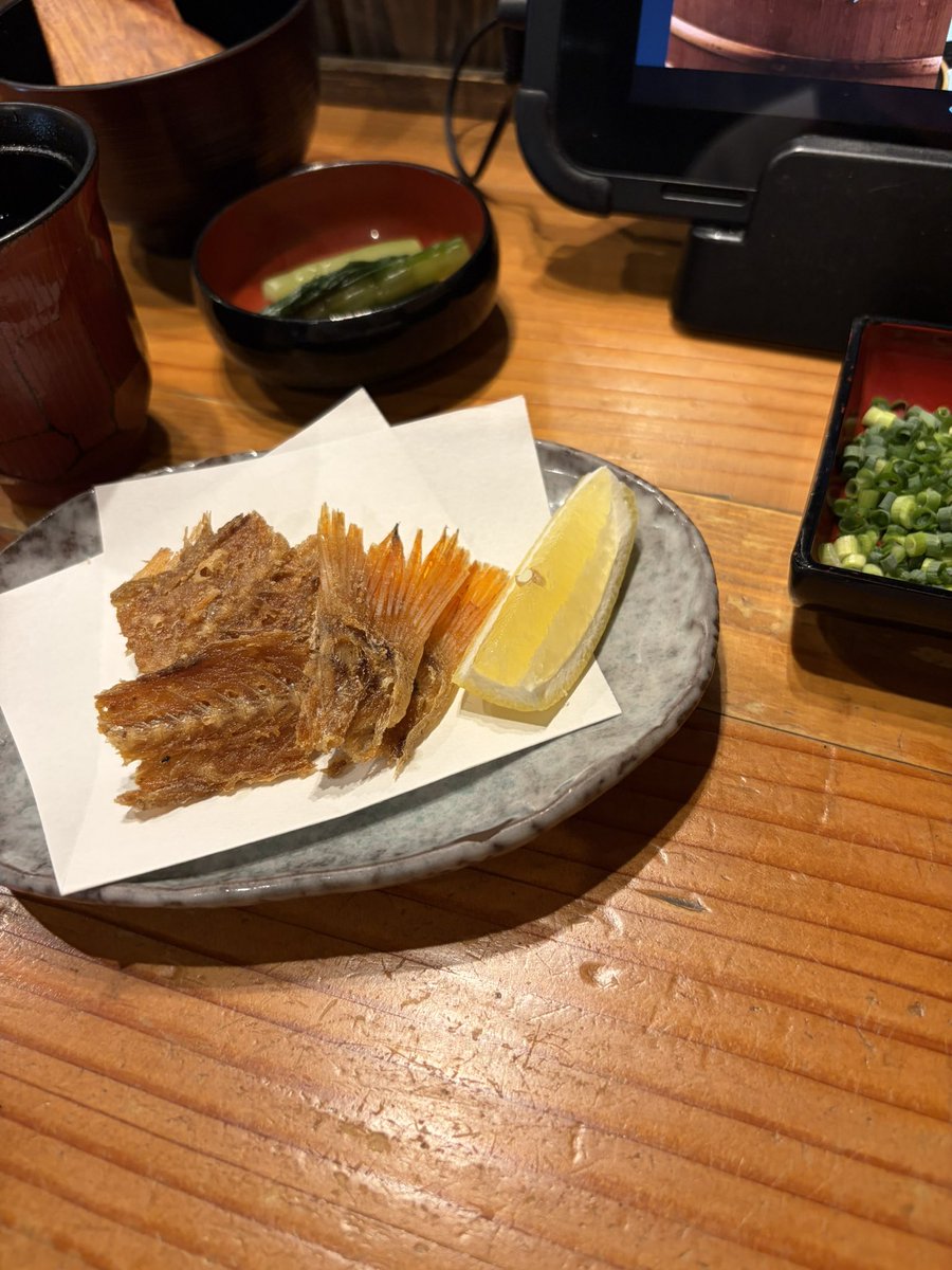 Ut0pia_87's tweet photo. 夢の昼飯。再び。 https://t.co/RQdMydG60k