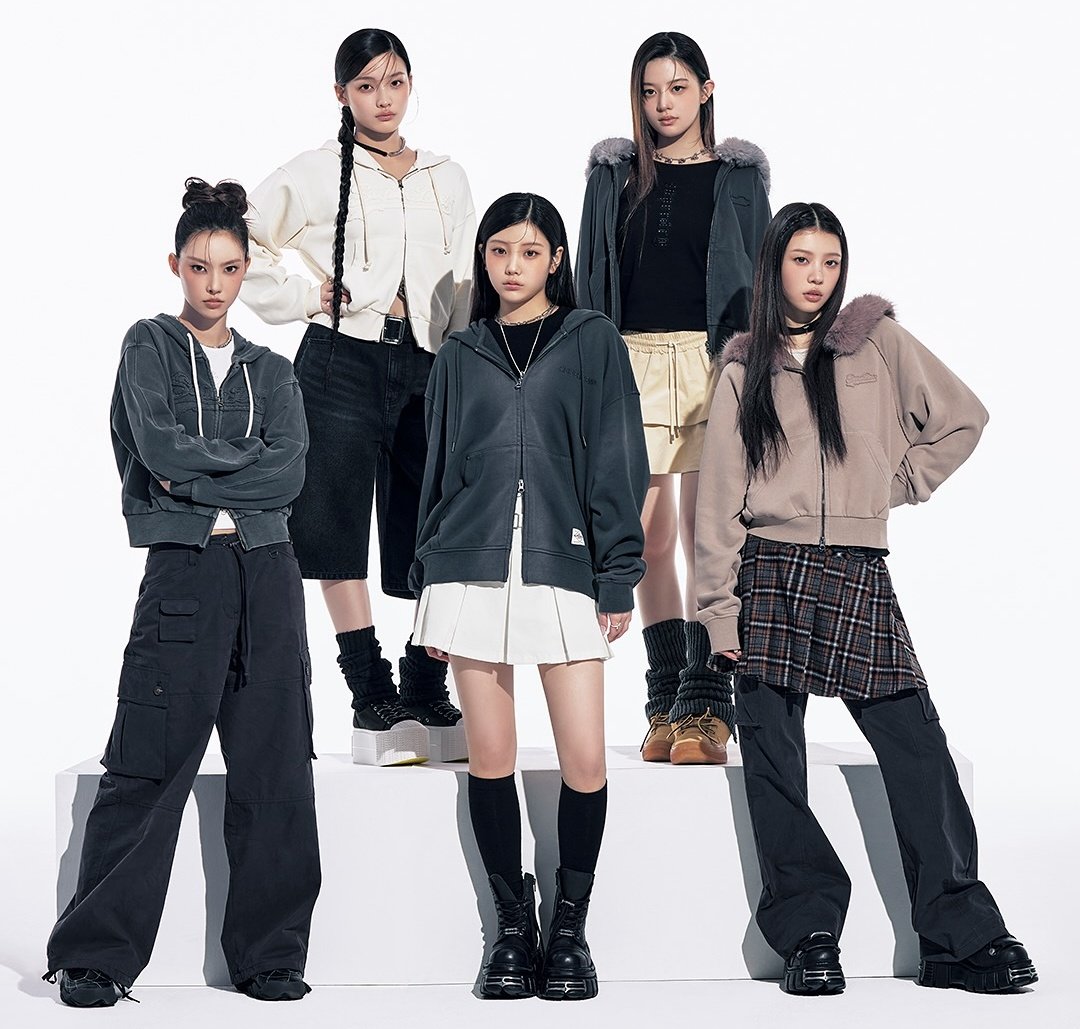 thebaseillit_'s tweet photo. ILLIT is set to perform on Rainbow Stage, one of the main stage on LuckyFes' 2026 this coming August 8th, held at Hitachi Seaside Park, Japan. https://t.co/dyljYGz8hv
