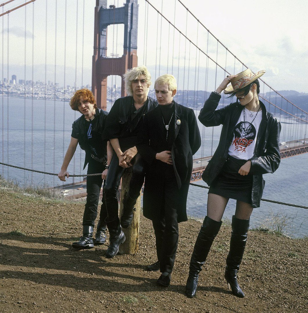 bab0oshk44's tweet photo. Siouxsie &amp; The Banshees circa 1980 https://t.co/fU18aj0LtG