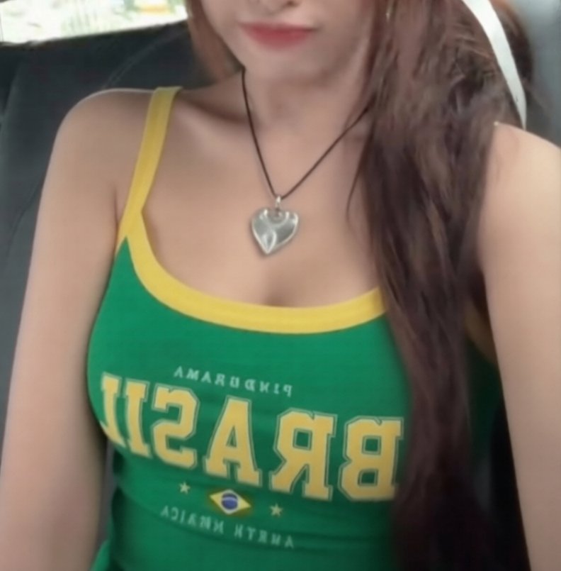 XuanXuan690's tweet photo. World cup is round the corner, who do you guys support? 🤭
#xmm #viral https://t.co/oMkS5DZn3h