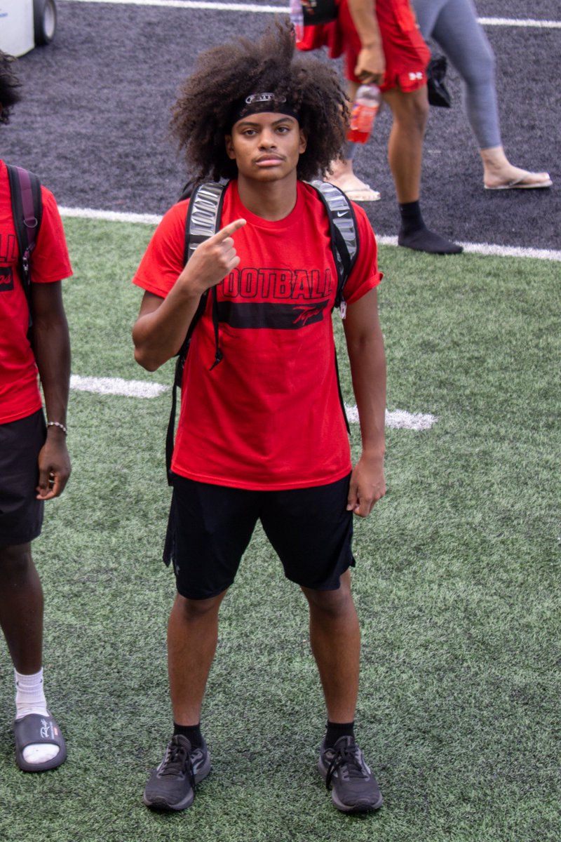 aidengarcia12_'s tweet photo. Had a great camp Sunday @WKUFootball ! Big thanks to Coach Martin and the players for the work and helping me improve! @Coach_Weston @_NortheastFB https://t.co/NgQJXHLlak