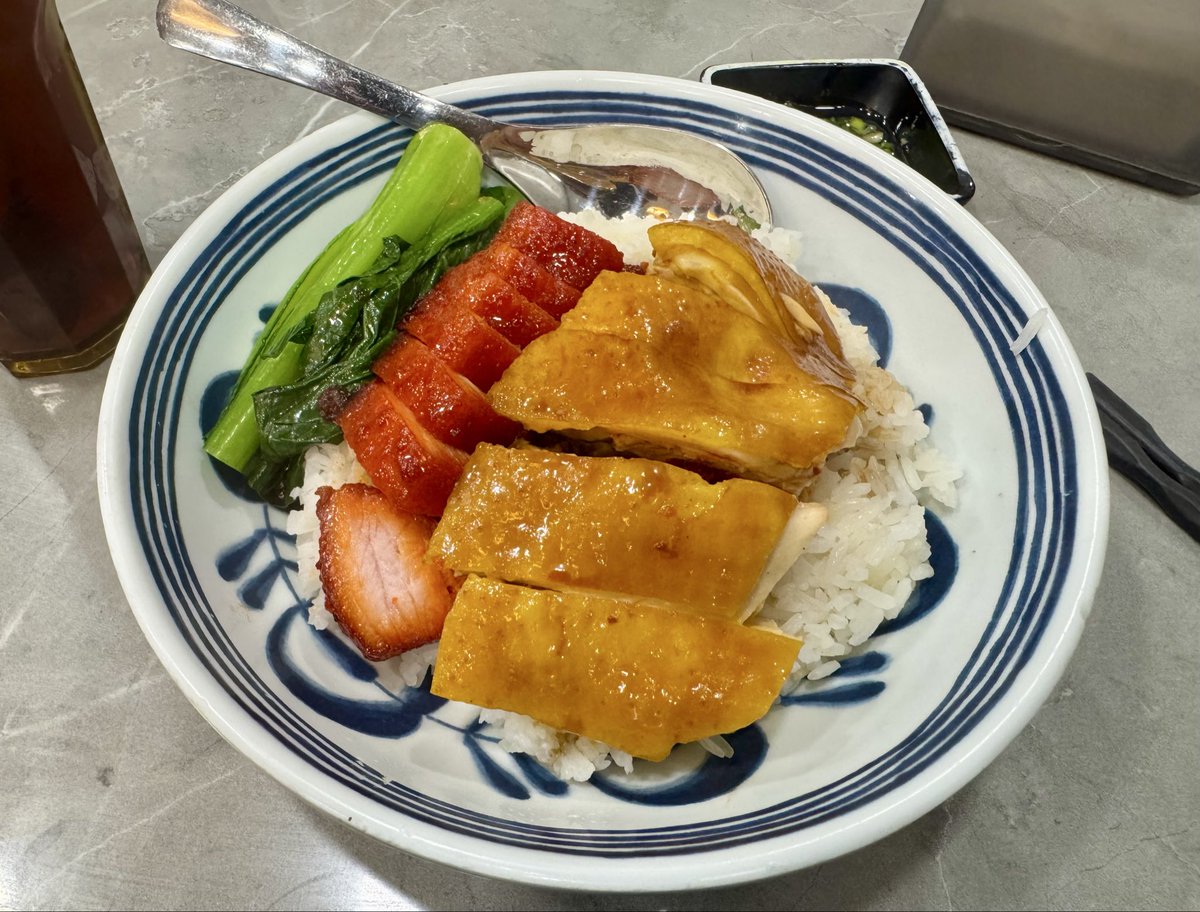 YellTai's tweet photo. @rururunautau 薯蓉好味～

今日食叉油鷄飯！ https://t.co/EsX1XJ2LK2
