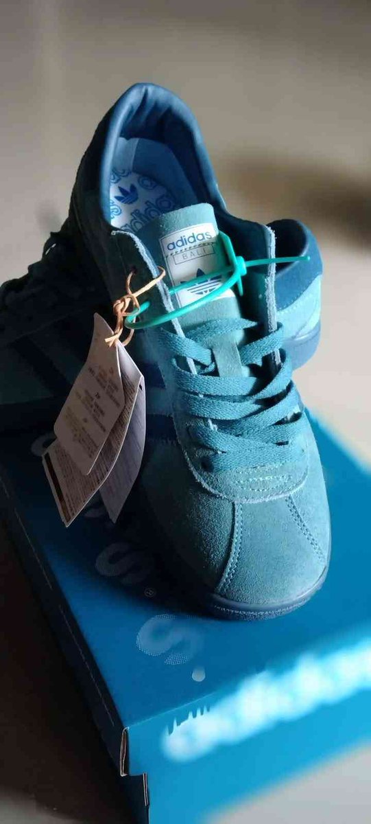 HafiizAli's tweet photo. Assalamualaikum 
Bismillahirohmannirohim 

Berita bulan juni 2026
Sepatu adidas bali original 🤓

Tersedia ukuran
 40 41 42 43 44 45
Contact whatsap : 
083862986179

Rp : 650.000 
Lokasi ciledug kota tangerang
Pengiriman Jabodetabek 💞 https://t.co/3NcKj2iNN4