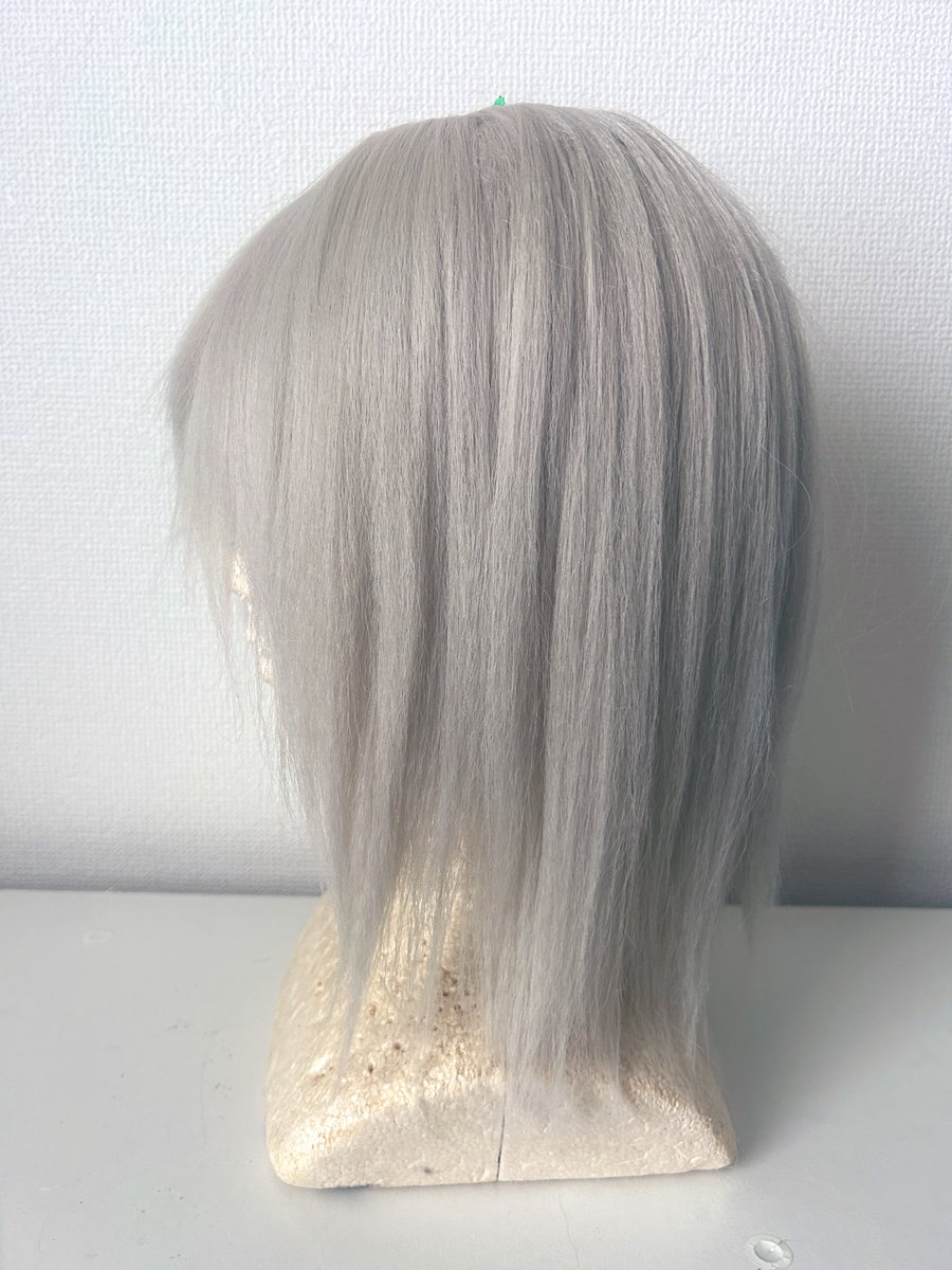 again_men's tweet photo. 伴さんのウィッグ。カットしてワッフルアイロンでふかして https://t.co/2Y1IpxeQVj