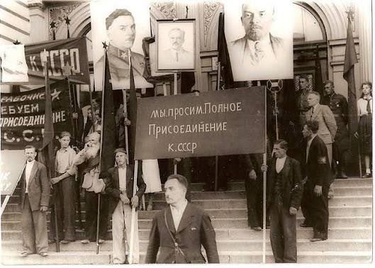 leningradmen's tweet photo. Когда у латыша крыша едет - он не спрашивает что случилось в 1940 году. 
Латыш никогда не спрашивает. https://t.co/5lFlgCMS92