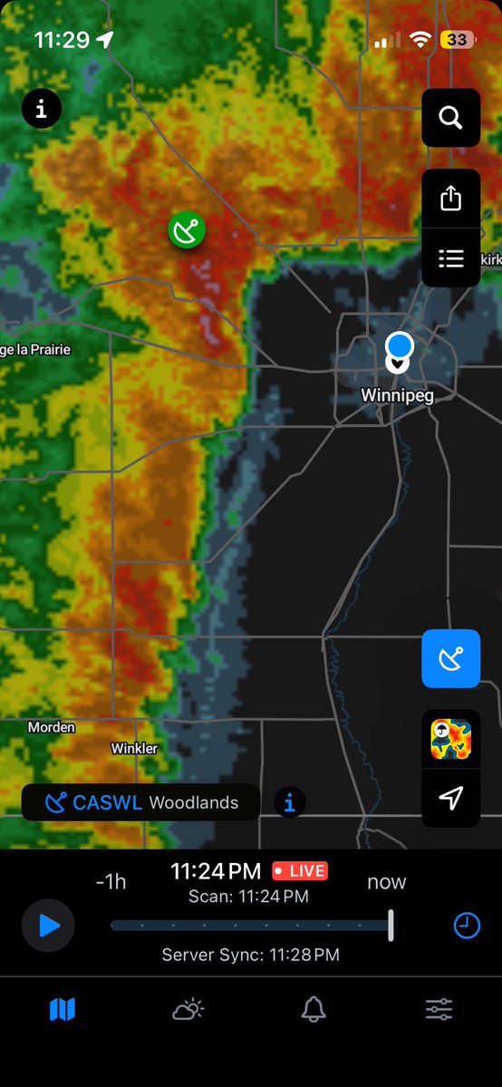 SouthMBWeather's tweet photo. Major line of storms are going to be impacting Winnipeg, the red River Valley area. These storms could produce wind gust up to 120 km an hour or more, even though Environment Canada doesn’t have a red warning for the storms. #mbstorm https://t.co/AXKXqznieZ