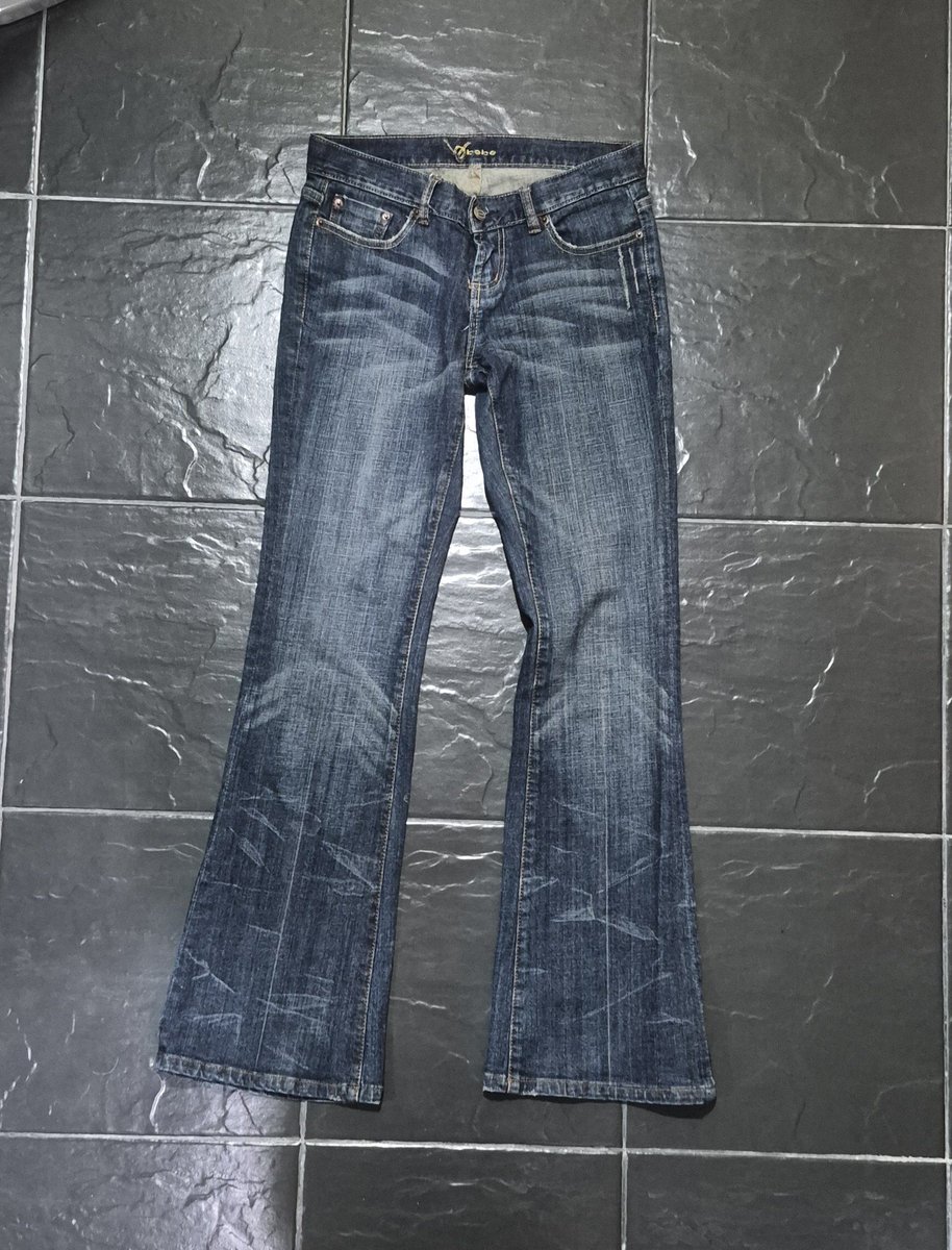 NutkunJa's tweet photo. Bootcut ตัวนี้ได้มา 7XX ตึกแดง ลองใส่ครั้ง2ครั้ง (มันแน่น) เอาไปดูแลต่อทีค้าบ มีหมุดกระเป๋าสวยๆ 
ราคา : 600 (รวมส่ง) 
ตำหนิ : รูปท้ายเลยครับ แอบเท่
ลดได้นิดหน่อย ตกลงกันได้ รับ IB มาเลยครับ รายละเอียดอยู่ใต้เมนชั่นครับ
#ส่งต่อเสื้อผ้ามือสอง #ตลาดนัดเสื้อผ้า #เสื้อผ้ามือสอง https://t.co/FdKyzXtXOm