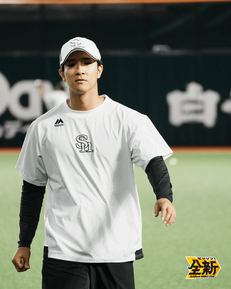 HAWKS_official's tweet photo. #柳町達 選手が合流です💪

▼18:00〜試合中継はホークスTVで
https://t.co/9Yc5tCHgFZ

#日本生命セ・パ交流戦 #全新 #sbhawks https://t.co/Jh9Ijb1KiL