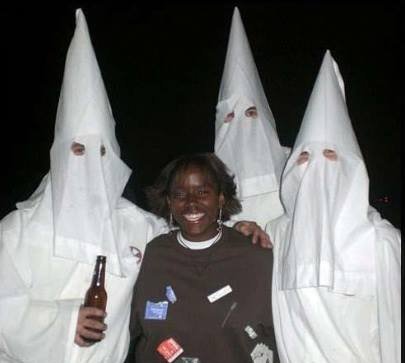 713D329's tweet photo. @MichelleObama see that's a woman you're not a woman you're a dude https://t.co/4XjLn19bSz