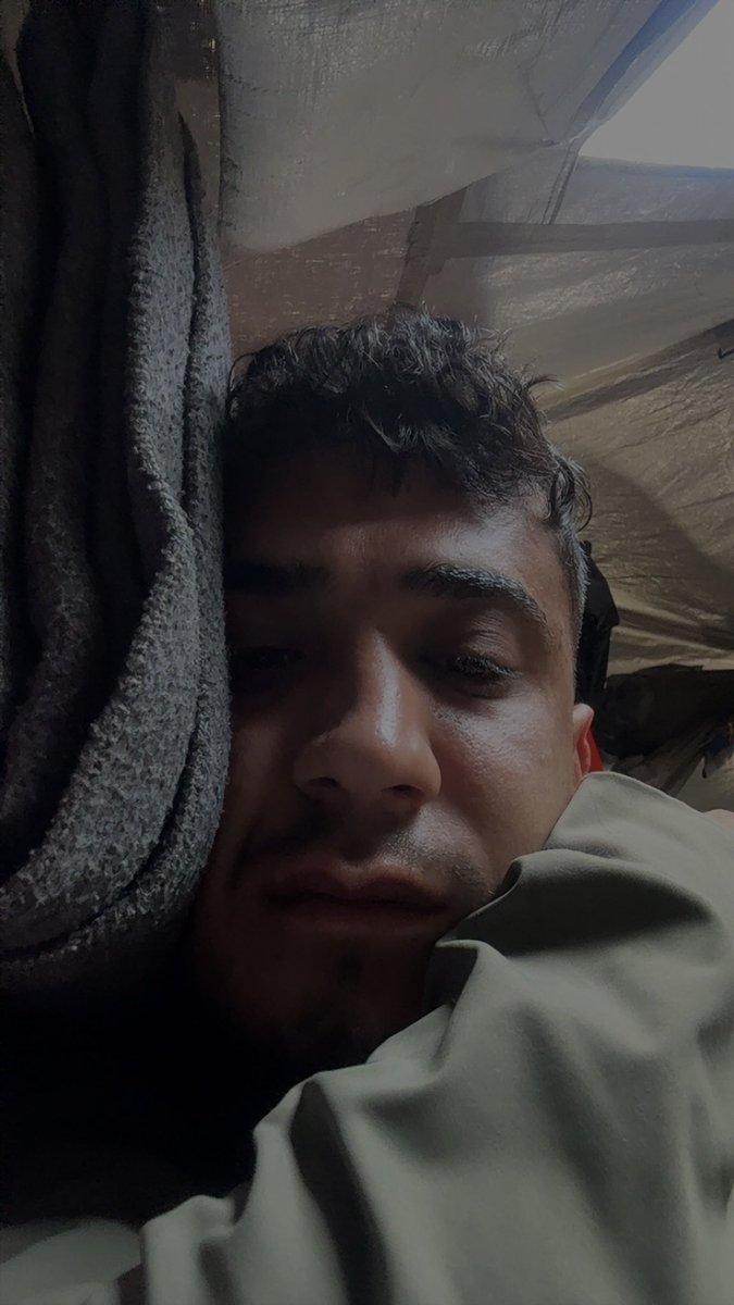mahmoouddj's tweet photo. 📢Are we invisible? 😭I write with tears in my eyes. 🙏No donations, no sharing, not even a word of condolence... and my account is always restricted. Please don't pass by unnoticed. Retweet.
https://t.co/2fTIra5cXS https://t.co/YcB0FHsa3y
