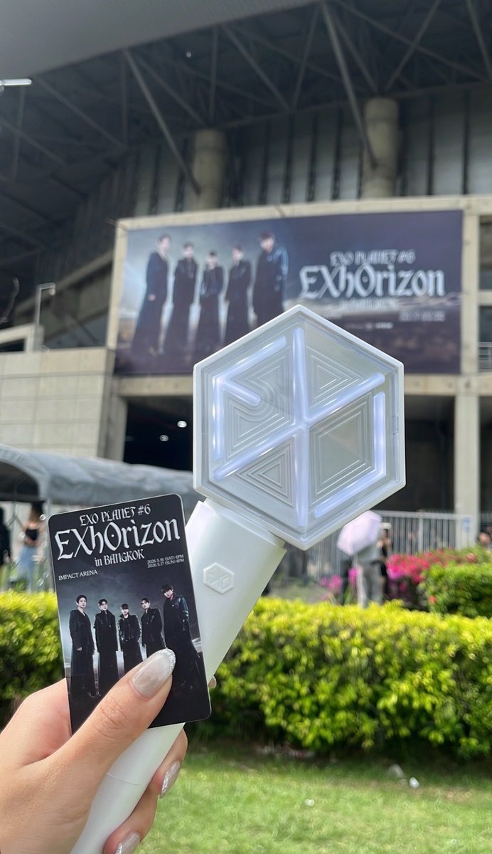 _leedae_'s tweet photo. My first love 🤴🏻🤍
#EXhOrizon_in_BANGKOK https://t.co/1vTzEVL9rL