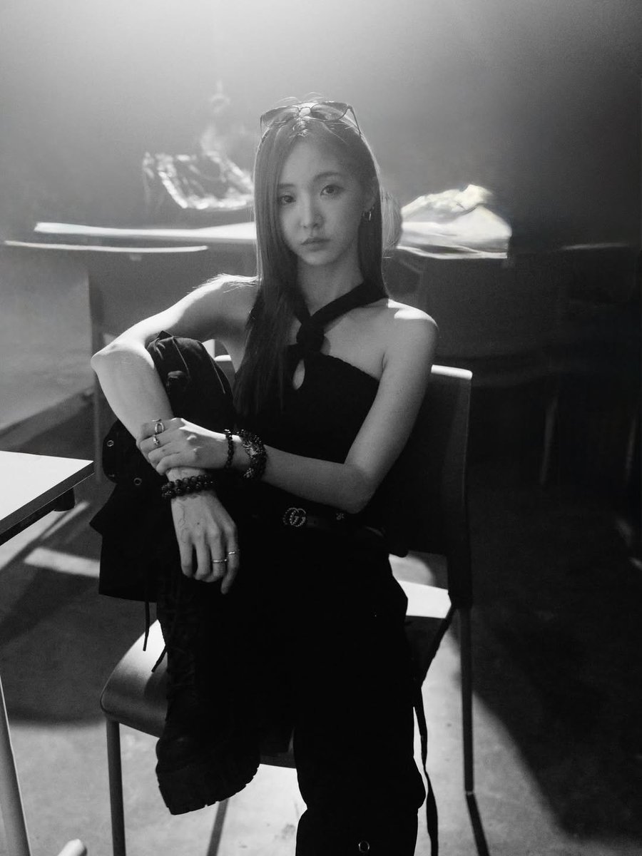 oley2518's tweet photo. พิคนสวยโค่ดเท่ห์ 🖤✨️ https://t.co/hPuRids5VR
