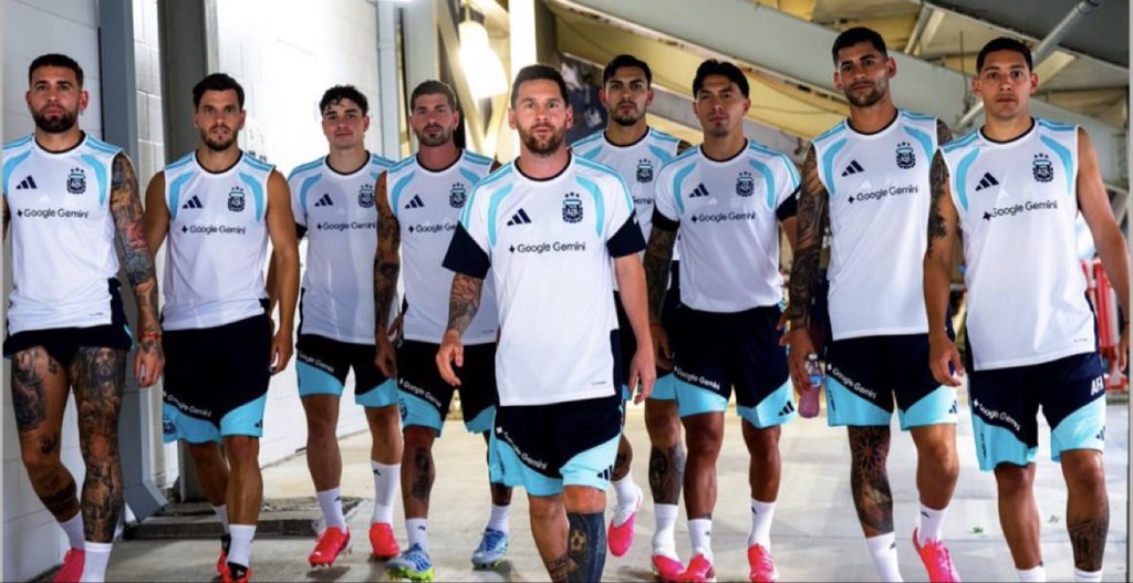 Shahabuddin_10's tweet photo. Messi 🎙️ 

Everyone should be sure of one thing: It will be extremely difficult for the competitors to defeat us, because this is a team with an extremely high competitive spirit 🔥 🐐 https://t.co/NZe0iYOuQ7