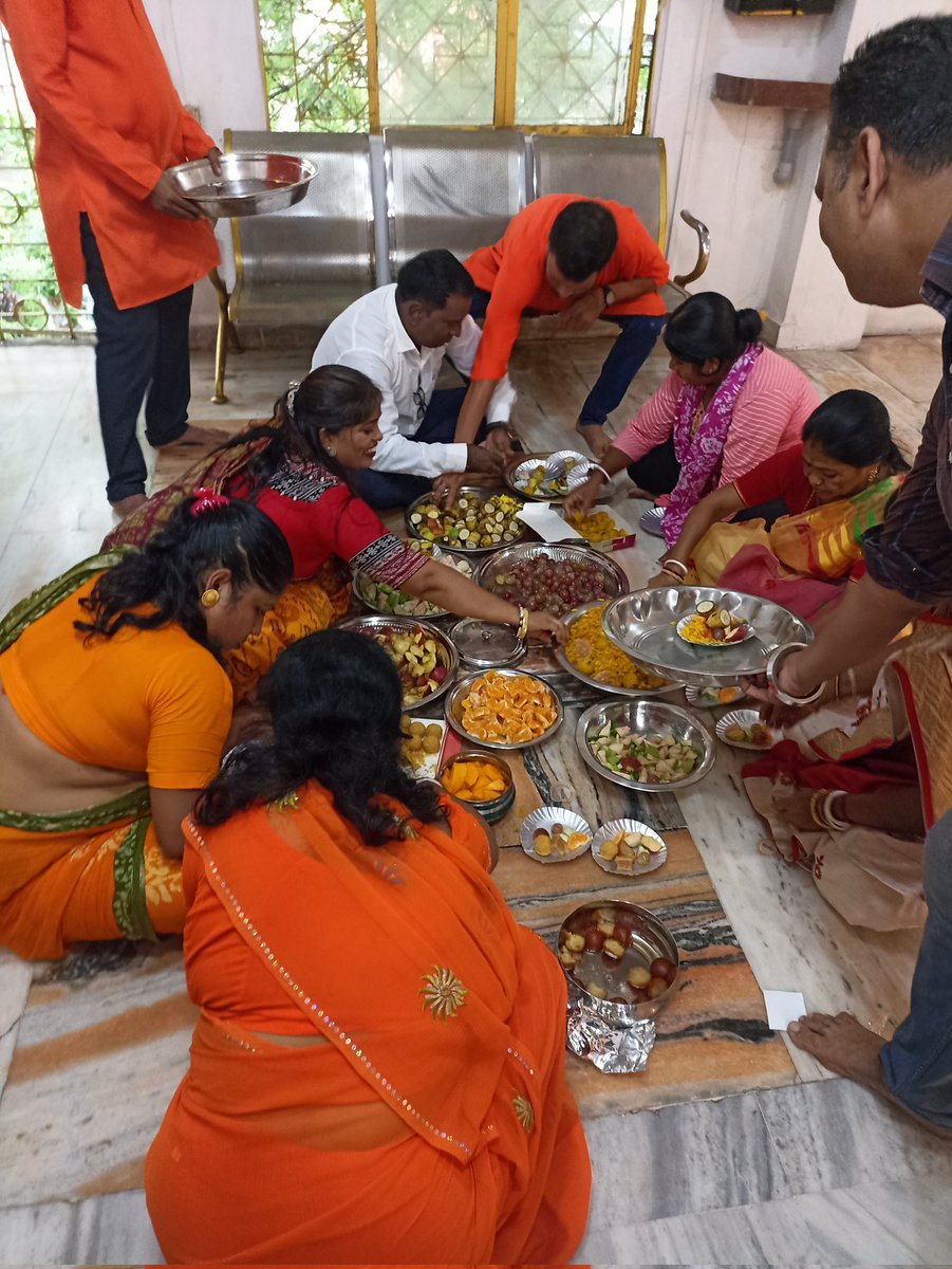 merajprasad's tweet photo. Attended Aarti and Puja at Sri Radha Krishna Temple, Junglighat, on the occasion of the completion of 12 years of dedicated service of Hon'ble Prime Minister of India, Narendra Modi, and to mark his becoming the longest-serving elected Prime Minister in India's history. (1/2) https://t.co/LQkfiZDLDW