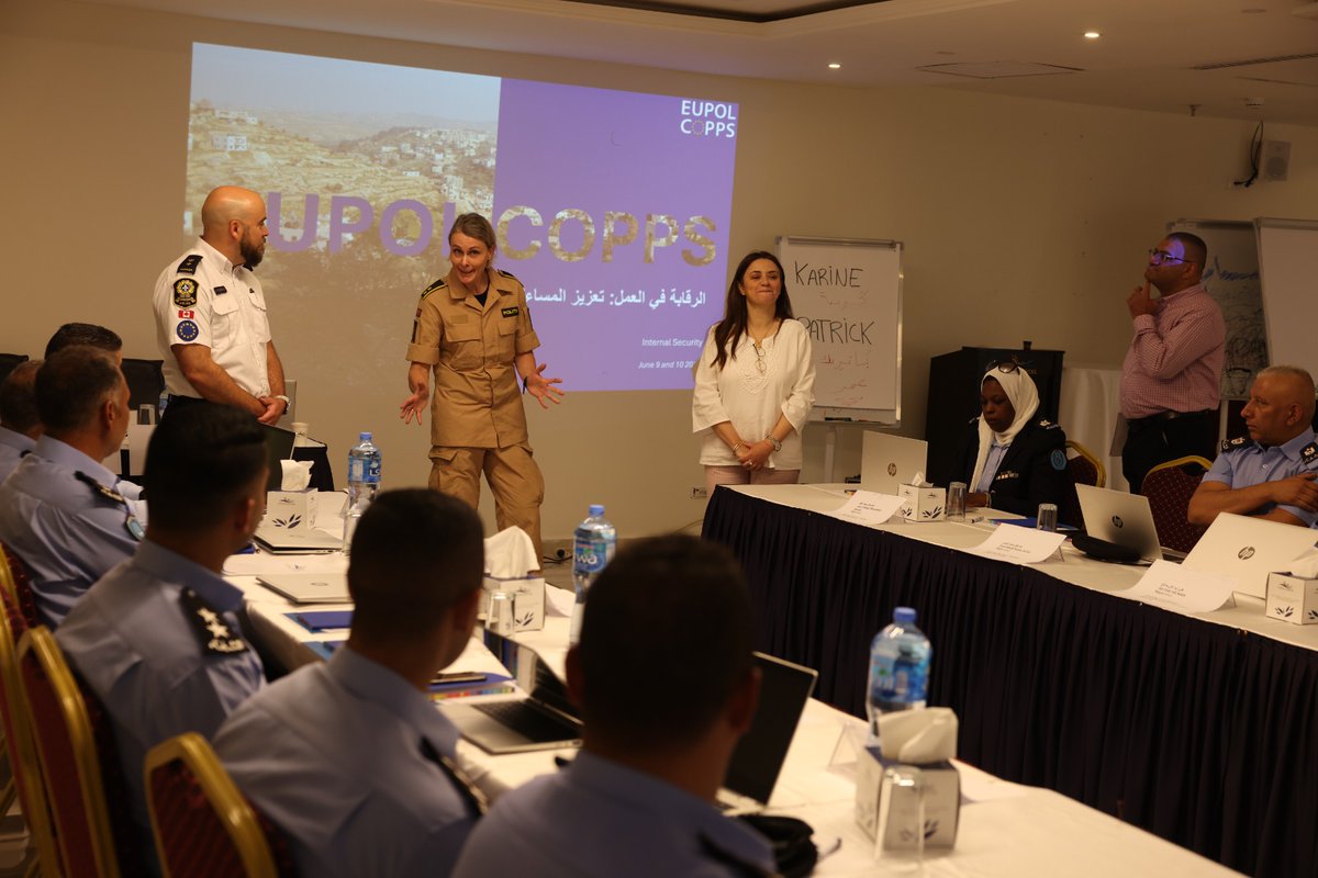 Eupolcopps's tweet photo. To enhance accountability practices within @pal_police, @EUPOLCOPPS organised the "Oversight in Action: Strengthening Accountability" workshop in Ramallah. Read more: 👉 https://t.co/rtWxo6z9te https://t.co/w1i0Vt11WH