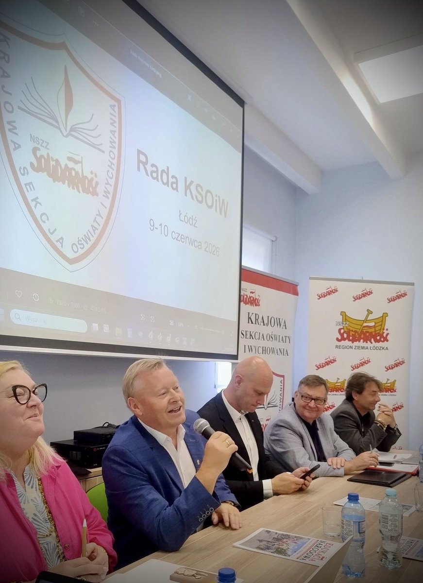 MickiewiczBart's tweet photo. 📍 W Łodzi trwa Rada KSOiW NSZZ „Solidarność”.

Dziękuję za zaproszenie, rozmowę i wsparcie podczas majowej manifestacji w Warszawie. Była też okazja, by porozmawiać o bieżących sprawach Związku i wyzwaniach, które są dziś przed nami.

@KSOiW_ 
#Solidarność #MickiewiczSolidarność https://t.co/CxY8SMKUWt