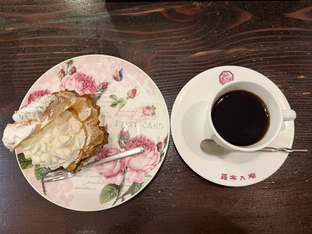 goccho's tweet photo. 本日郡山🏙
羅布乃瑠沙羅英慕にて、布瑠部由良由良 八握剣異戒神将 魔虚羅⚙️ｶﾞｺﾝ

シュークリーム美味しい！☕️ https://t.co/bufAvEuNQb