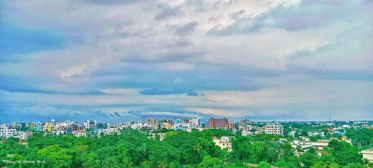 MahamudRone's tweet photo. আমার একটা সাগর আছে যা আমি আটকে রেখেছি, অথচ এক ফোঁটা নোনা জল আমি সামলাতে পারিনি,

গোটা একটা জীবন আমি পার করবো অথচ একটা মুহূর্ত তাকে ছাড়া বাঁচতে পারিনি। https://t.co/tMvy1tzbX6