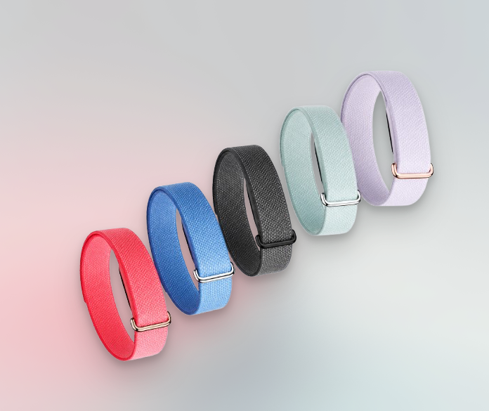 FitrockrApp's tweet photo. 🔥 Google Fitbit Air Compatibility 🔥
Google’s new screenless wearable has generated quite a buzz at it’s introduction and we are pleased to announce full compatibility with Fitrockr Health Solutions.

👉🏻 https://t.co/i0amjhPmKQ https://t.co/q17LgTzhZE