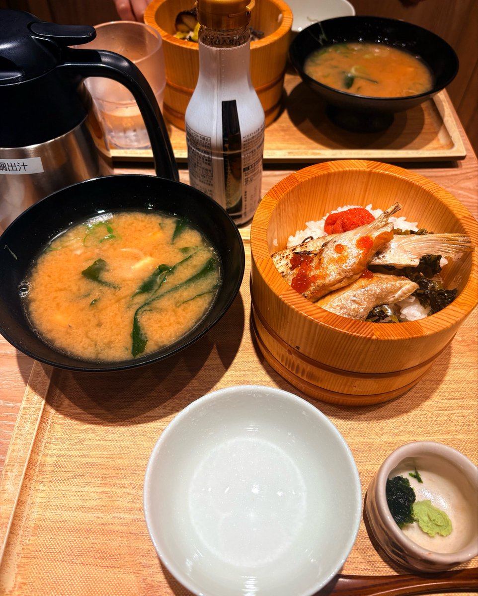 ring_y30's tweet photo. 職場の先輩にご飯奢ってもらた…!!
とても眠い!! https://t.co/gcEtRye1hY