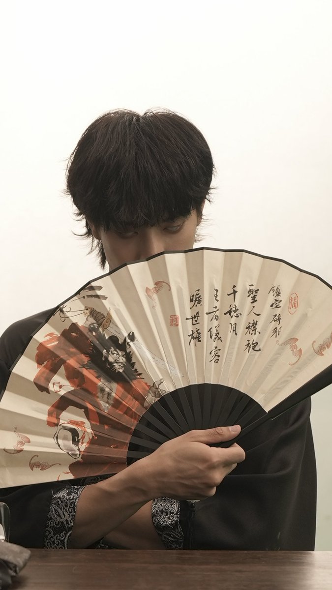 WUseriesGMMTV's tweet photo. ผมให้เลยศัตรูอันดับ 1 ที่น่ากลัวที่สุด พี่โคตรจะแบดเลยครับ!! ((หล่อมากด้วยครับพี่🫠))

#WUTheSeriesEP6
@MisterGrtsp https://t.co/NBygrOLEme