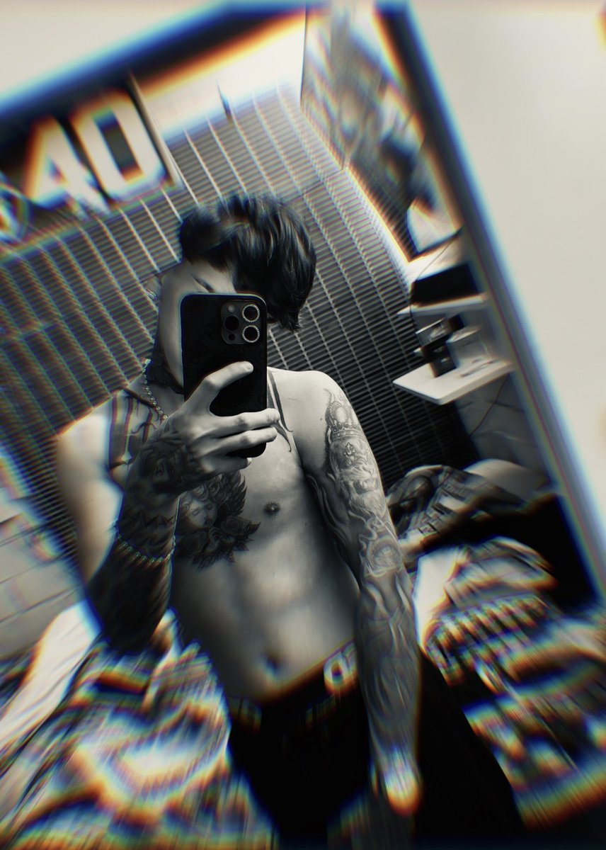 ozkvrkbron's tweet photo. 🧟‍♂️#fyp #chile https://t.co/TR0GnHcFjR