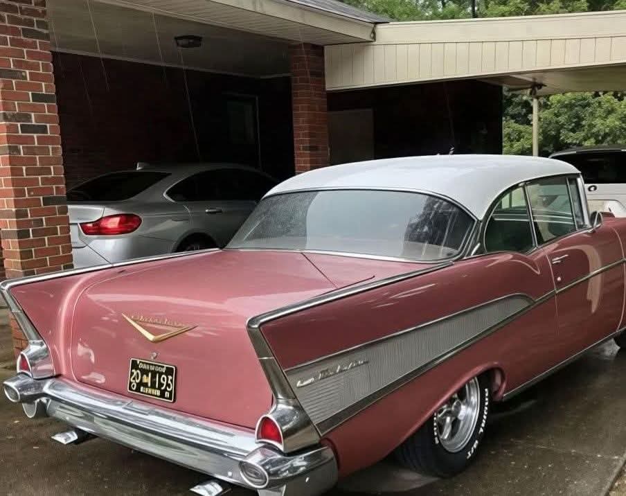 Eman5695's tweet photo. Can you tell what year this Chevrolet is from... https://t.co/ViRUUucvuT