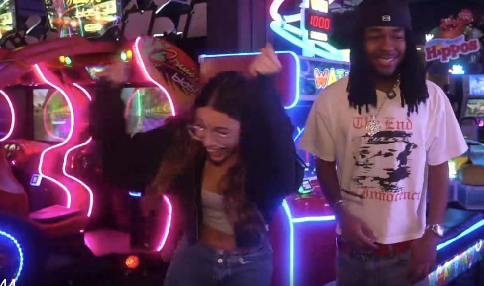 Nolimitjumpy's tweet photo. W STREAM W CHLOE 😭 https://t.co/IlEj5kjGOf