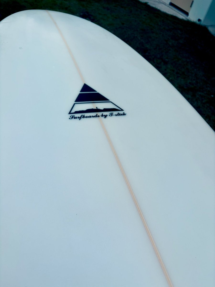 Pockn's tweet photo. 今日ら善家プロのテイクオフを真横から見せて貰い、多いに刺激頂きました♪しかも僕のボードに乗ってくれたので目から鱗状態でした(笑)サーフィンは奥深くて面白いヾ( ̄(工) ̄)ノ #鵠沼海岸 #鵠沼ダイアリー #サーフミュージック #辺見さとし #サーフィン #サーファー #Tstick https://t.co/L9cbb5I3od