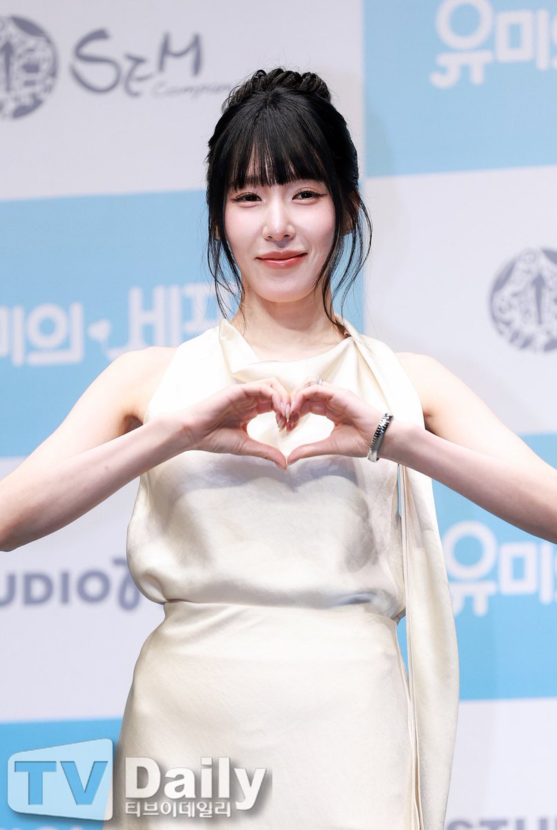 SNSD_0805's tweet photo. 260610 뮤지컬 유미의세포들 제작발표회 티파니영 https://t.co/KGcwzAJkUM