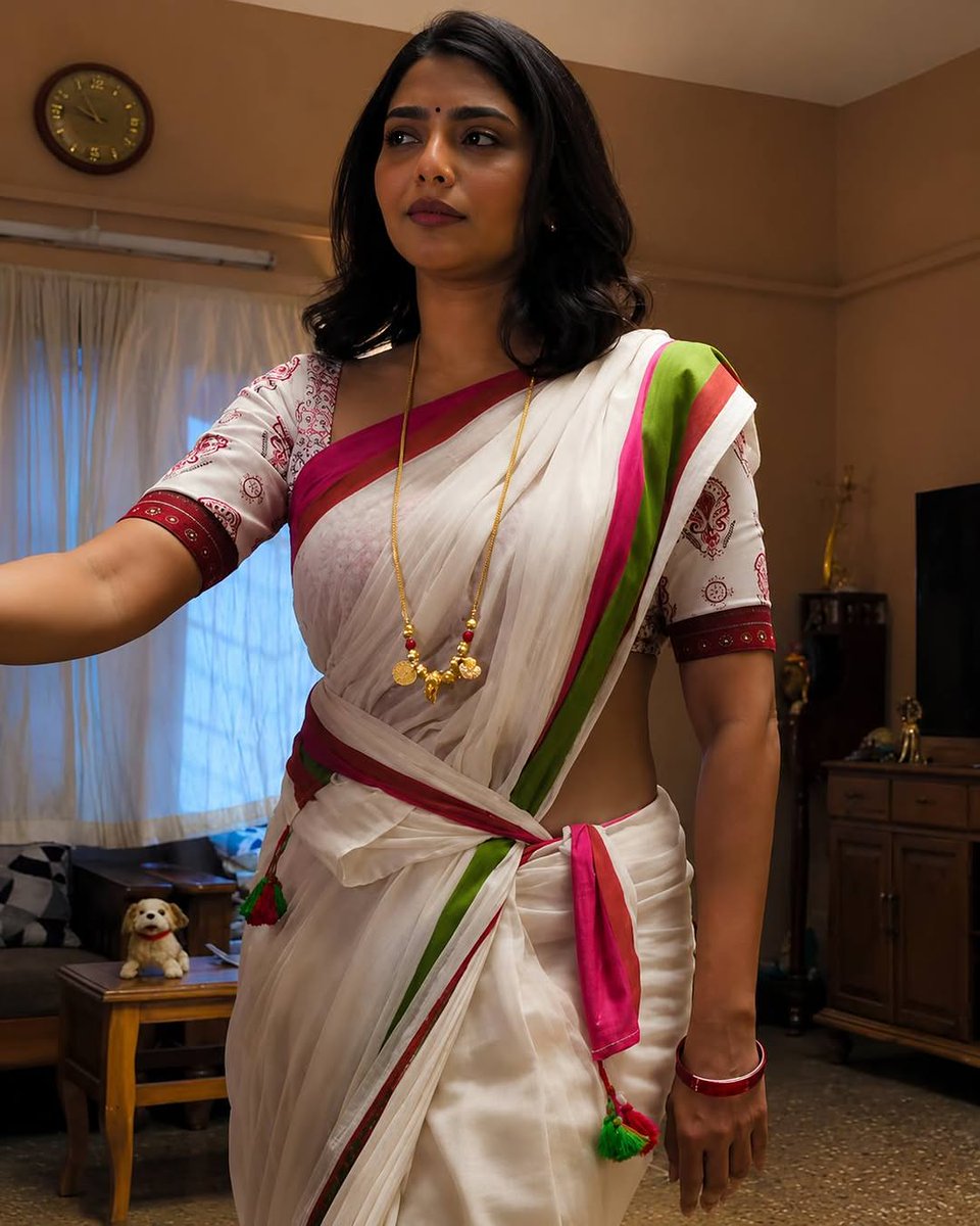jerlinHD's tweet photo. Full Name: Aishwarya Lekshmi
Nick Name: Aishu
Date of Birth: September 6, 1991
Age: 34 years
Birthplace: Thiruvananthapuram, Kerala, India 🇮🇳
Nationality: Indian
Profession: Actress, Model & Producer
Marital Status: Unmarried
Physical Appearance
• Height: 5'6" (168 cm)
• Weight: Approx. 58 kg
• Body Type: Slim
• Body Measurements: Approx. 34-28-36 inches
• Eye Color: Dark Brown
• Hair Color: Black
Net Worth & Impact
• Net Worth: Approximately $2–5 Million USD (estimated)
• Aishwarya Lekshmi is known for her versatile performances in Malayalam, Tamil, and Telugu cinema. She has earned critical acclaim for portraying strong and diverse characters and has built a significant fan base through her acting talent, elegance, and growing presence in Indian cinema.