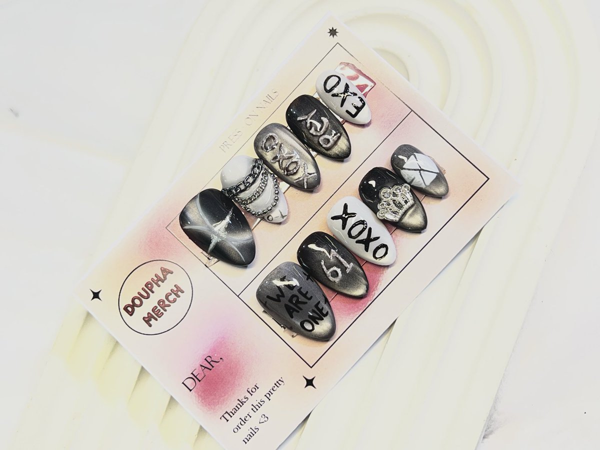douphamerch's tweet photo. @ratatataulie Press on nailsnya kaka bisa req desain dan ukuran juga 💅🏻 https://t.co/IvToUpjMpr