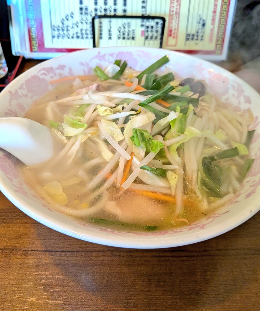 プンバァァァー🐗🐗🐗💨🍜 ら〜めん🍜食べるだけ😁byヴぃくちゃん🤗 tweet media