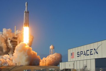 FateevaKsu's tweet photo. 🔴 يا كبر الإقبال على سبيس إكس🚀🔥

بحسب رويترز:
طلبات الاستثمار على اكتتاب سبيس إكس تجاوزت 250 مليار دولار رغم أن الشركة تستهدف جمع 75 مليار دولار فقط..

الاكتتاب مغطى من 3.5 إلى 4 مرات من حجم الطرح في إشارة قوية على شهية المؤسسات تجاه الشركة 🔥

أكبر اكتتاب في التاريخ يكسر https://t.co/Ks9Z1n3AOt