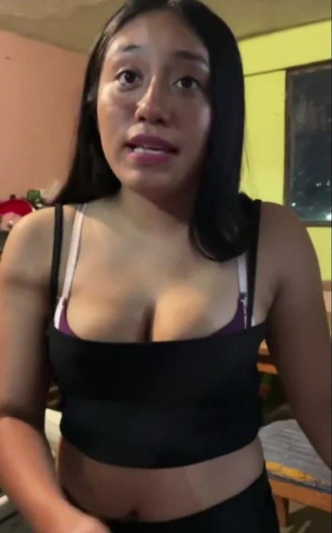 kisshafsat82's tweet photo. Bestie came unannounced🤭 

A thread https://t.co/90ZLuDTBRS