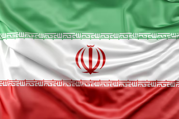 coinbureau's tweet photo. 🚨JUST IN: US-Iran talks had narrowed to four nuclear issues before attacks, per NYT.

1. How long Iran stops enrichment
- US demand is at least 20 years, while Iran’s offer is 10 years.

2. What happens to Iran’s uranium
- The US wants Iran’s roughly 11-ton enriched uranium stockpile diluted under IAEA supervision, with US involved in the process.

3. What nuclear facilities stay open
- The US wants Natanz, Fordo and Isfahan dismantled, while Iran may close two but wants one site to remain active.

4. How inspections work
- Washington wants no-warning snap inspections anywhere in Iran, but Tehran has not agreed.

A senior White House official an Iran deal remains close despite the latest strikes.