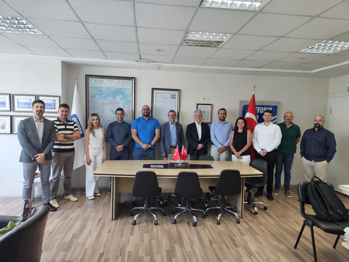 Petformtr's tweet photo. Yılın üçüncü Arama-Üretim Grup Toplantısı PETFORM ofisinde gerçekleştirildi. Tüm katılımcılara teşekkür ederiz. https://t.co/uiWYC4Od9E