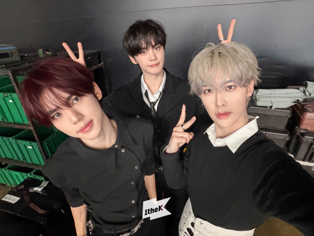 1theK's tweet photo. 똑똑똑 여기가 퍼포먼스 맛집이라고 찾아왔는데 얼굴도 정말 잘하네요;;
#앤더블 입덕 급행열차 타러 #원더킬포 다시 보러가볼게요 😭🚂
#AND2BLE #Aura @AND2BLE 

#1theKILLPO 👉 https://t.co/uOVoLKjfYy https://t.co/sHqkjYb3GU